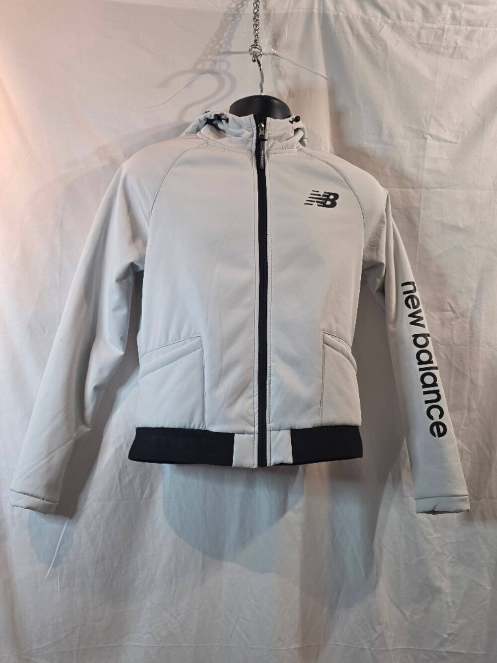 New Balance Women's Full-Zip Hooded Jacket - Perfect Condition